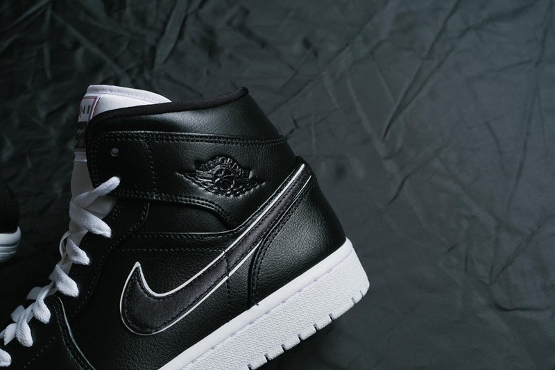 Air Jordan 1 Mid 货号：852542-016  air jordan 第4张