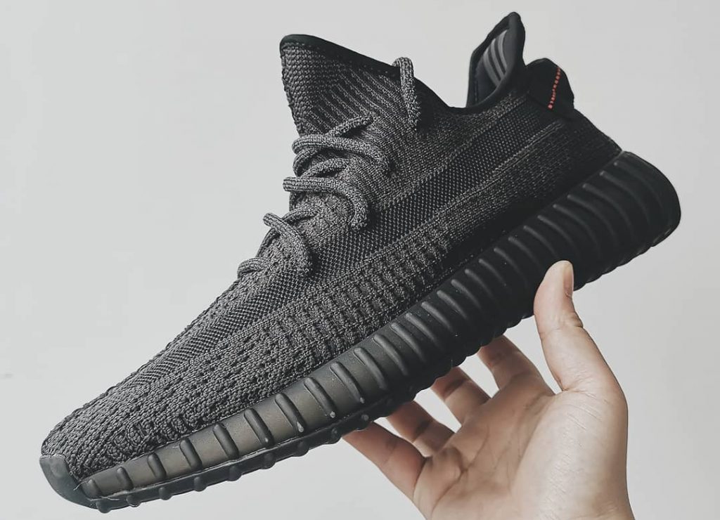 Adidas Yeezy 350 Boost V2 “Black” 货号：FU9161  boost yeezy “black ￥1899 第1张