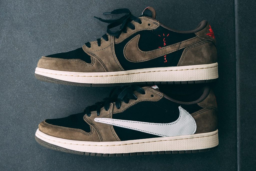 Travis Scott x Air Jordan 1 Low OG SP  货号：CQ4277-001 scott swoosh travis 第3张