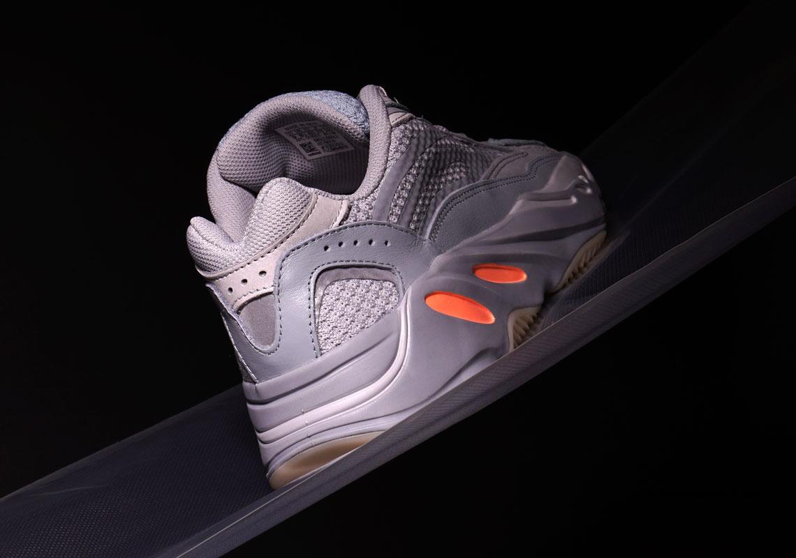 adidas Yeezy Boost 700 V2 “Inertia” 惯性，货号 FW2549  侃爷椰子 第4张