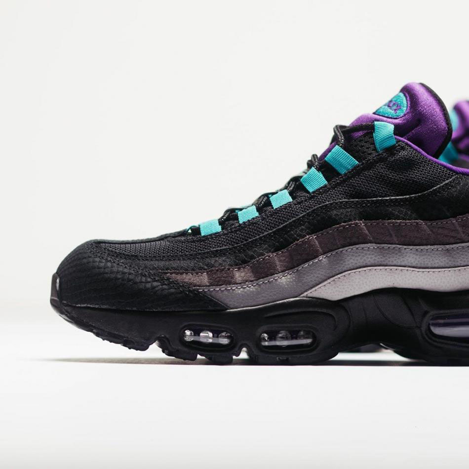 Nike Air Max 95 紫葡萄配色，货号 AO2450-002  耐克气垫鞋 耐克跑鞋 耐克运动鞋 第2张