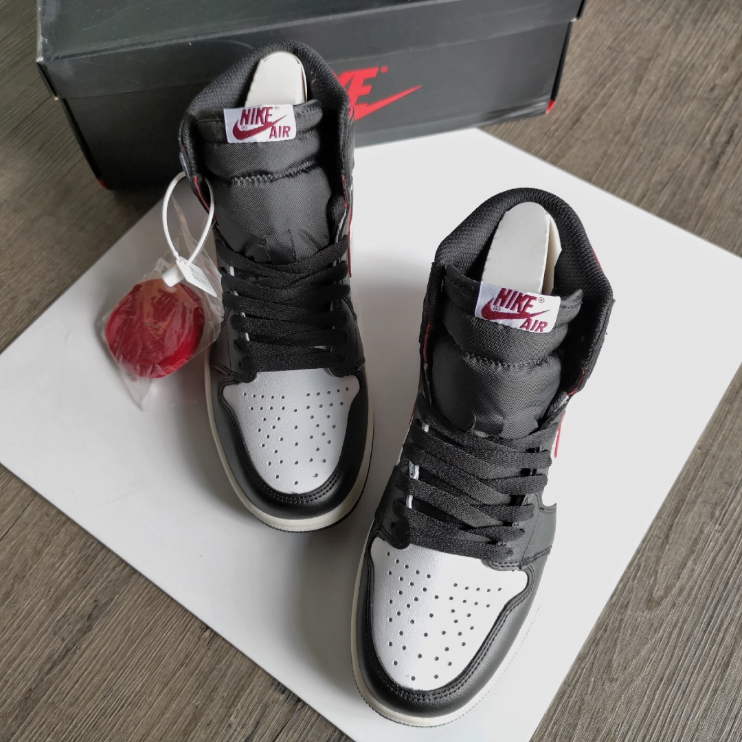 乔丹一代Air Jordan 1 乔1 AJ1 红勾黑脚趾 禁止转卖2.0