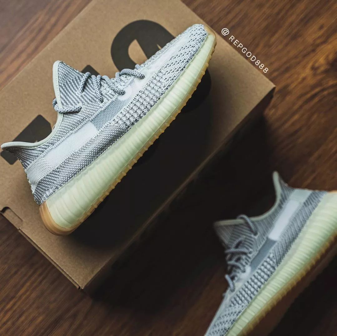 今年的 Yeezy 350 V2 新品真不少，明年 Yeezy 350 V2 仍是主力军